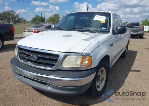 2000 Ford F-150 Lariat/Work Series/Xl/Xlt from USA, damaged, VIN 1FTRX17W2YNB72063
